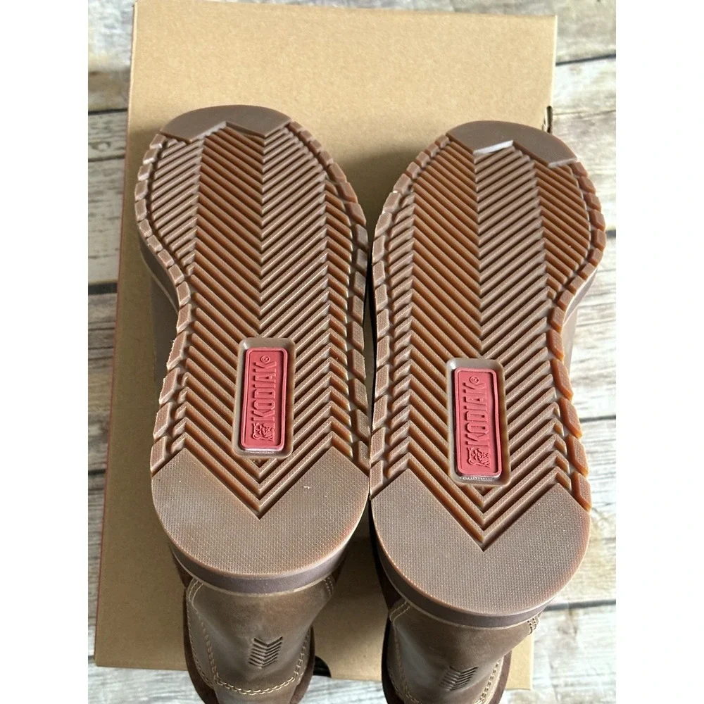 NEW Men's Kodiak Devick Wedge‎ Boot Brown  Saddleback Size 8 M Retail $130